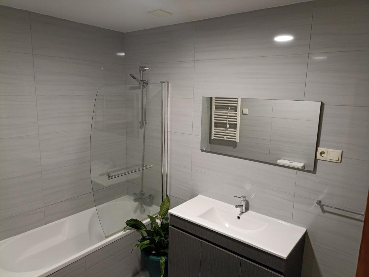 Casa Creixo - Moradia Completa T2 Appartement Guimarães Buitenkant foto
